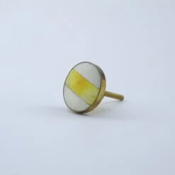 Sand Dunes Yellow Stripe Knob(Sand Dunes Yellow Stripe Knob)