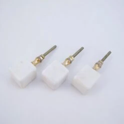 Square White Quartz Knob(Square White Quartz Knob)