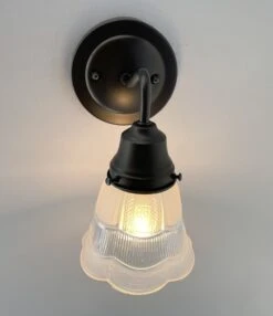 Fluted Antique Vanity 1960s SCONCE Wall Light -The Lamp Goods ScallopFrost ClearAntiqueGlassWallSconceLightFixture 8