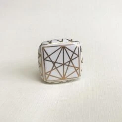 White + Gold Aurelian Knob(Gold Knob)