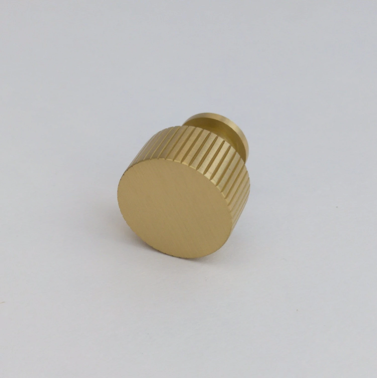 Fluted Brass Round Knob(Fluted Brass Gold Round Knob Cabinet Pull) 4 Fluted Brass Round Knob(Fluted Brass Gold Round Knob Cabinet Pull) - Image 2