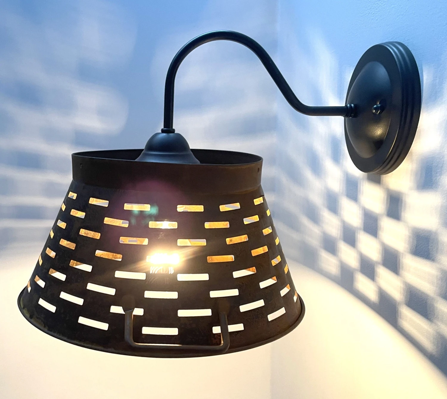 Galvanized Farmhouse Wall Sconce 6 Galvanized Farmhouse Wall Sconce - Image 4